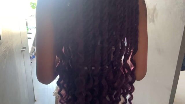 Model - Ominira sexy