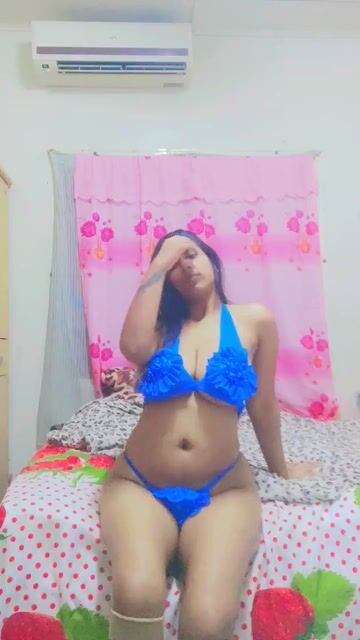 Model - Play Bunny 21 boobs