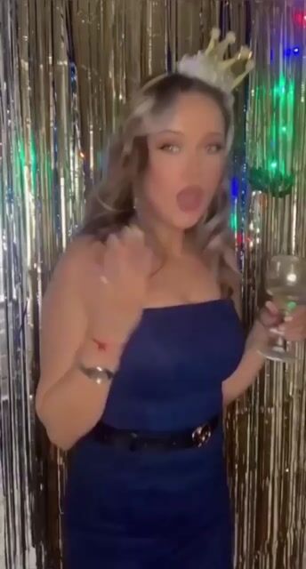 Model - Sonya footfetish