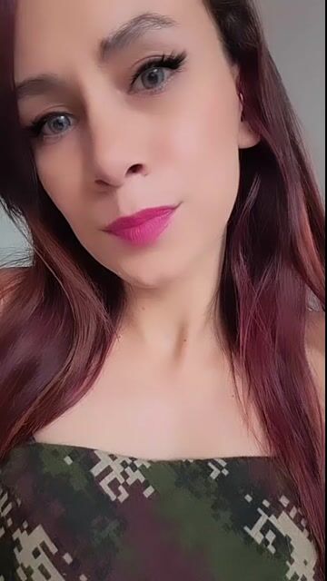 Model - Latina without limits lesbian