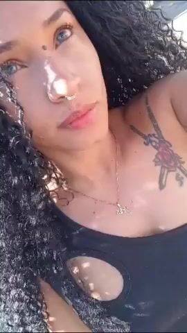 Model - RossVenus squirt