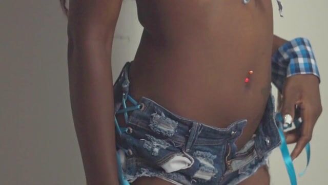 Model - AshlieGreen passion