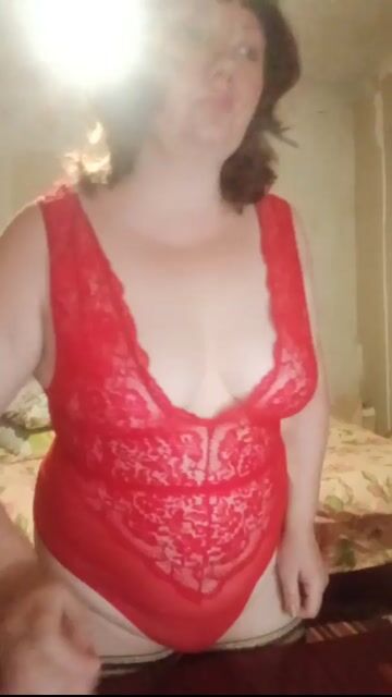 Model - Lusi Red mature