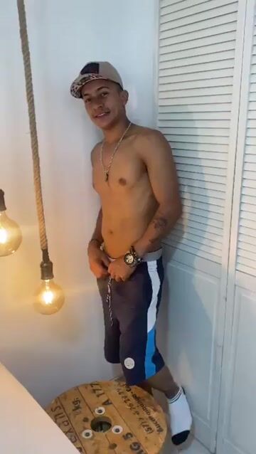 Model - TOJI bigcock