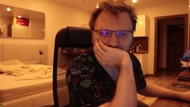 Model - crazymind hairy