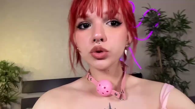 Model - Molly redhead