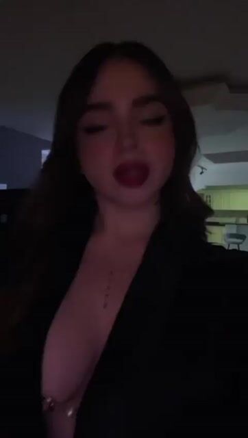 Model - Sabrina Walker anal