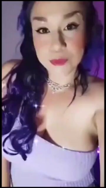 Model - Kim Burton bigboobs