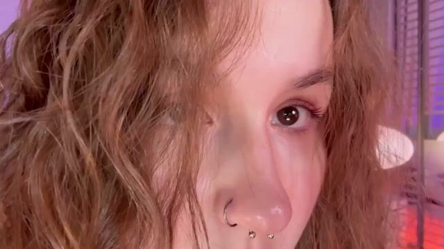 Model - Frances footjob