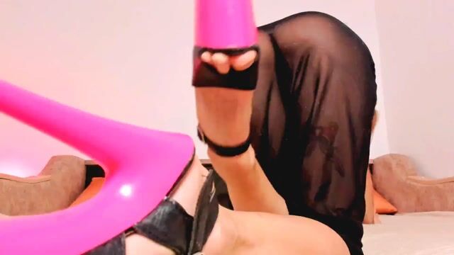 Model - Emma foxx deepthroat