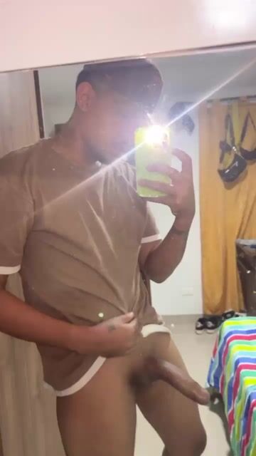 Model - Nico Angell feet