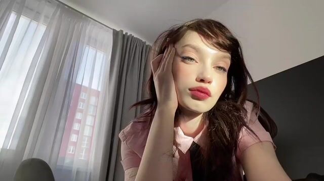 Model - Sofi dirtytalk