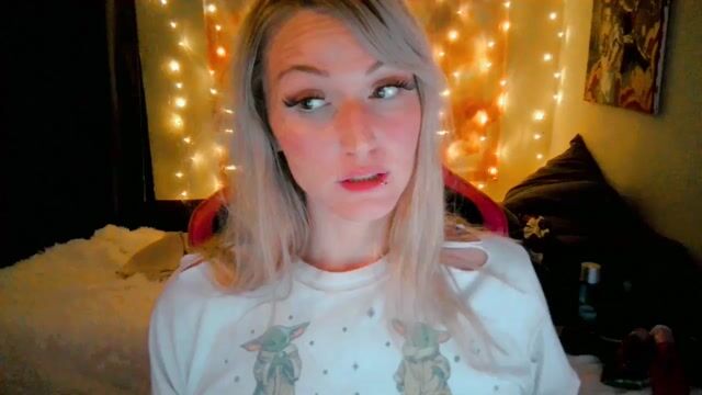 Model - Lucky Waifu femdom