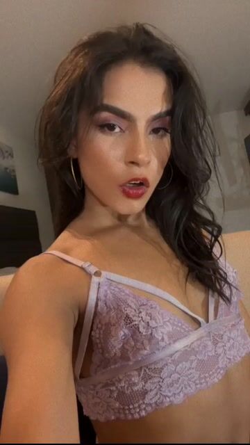 Model - Janna Drako toys