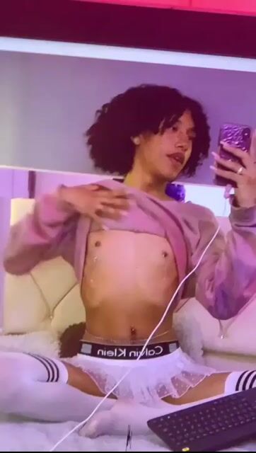 Model - Juan Andres Giraldo Pea LOVENSE