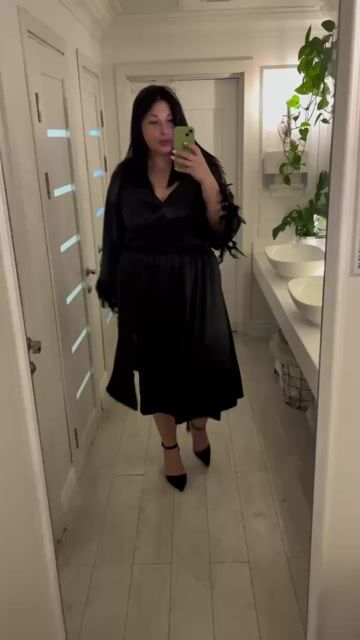 Model - ArianaDark curvy