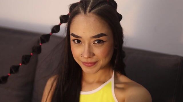 Model - Molly Will findom