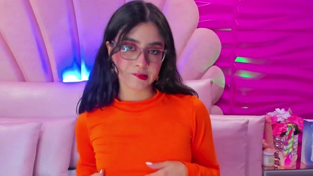 Model - LiliThompson squirt