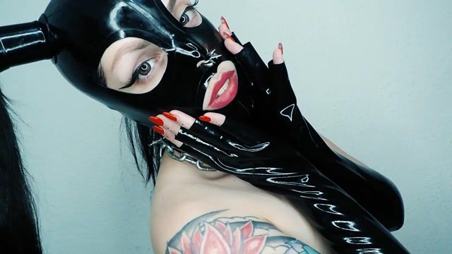 Model - Emily Doomed femdom