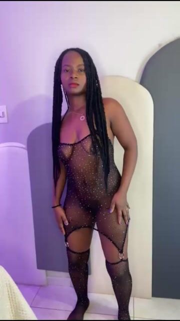 Model - KeylaJones sexy