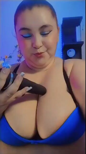 Model - katia- bigboods