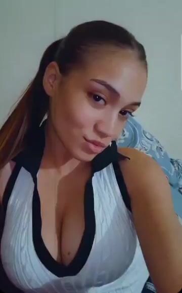 Model - Alectra Dream horny