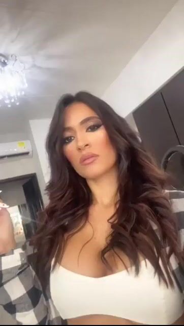 Model - AnahiEvan femdom