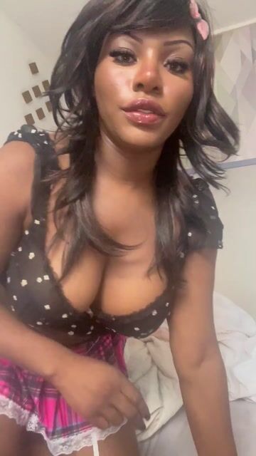 Model - Monifa Mcqueen Bigass