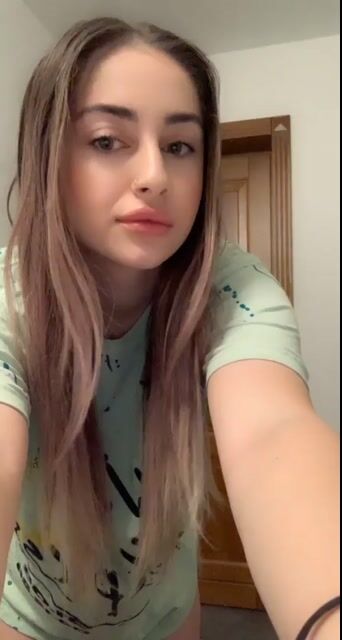 Model - Kayla Kent teen