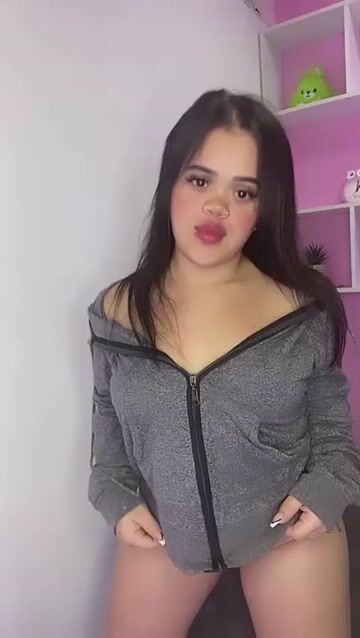 Model - Sussy Roxy bigboobs