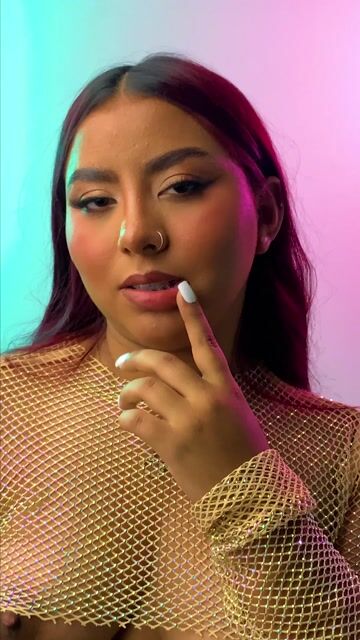 Model - Julieta Emerson deepthroat