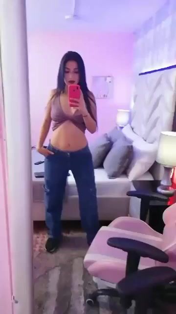 Model - Hanna Dawson dirtytalk