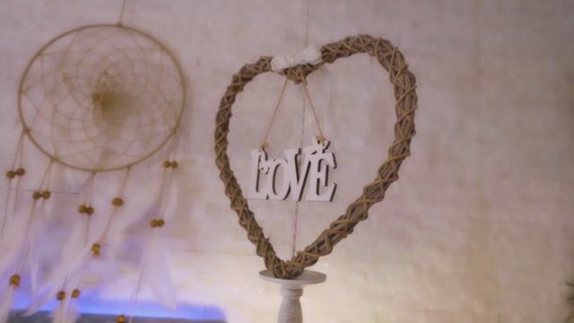 Model - LexiSunn anal