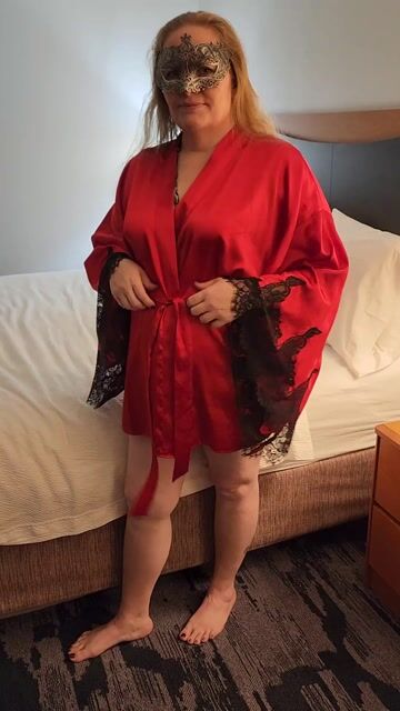 Model - Samantha and TC couple